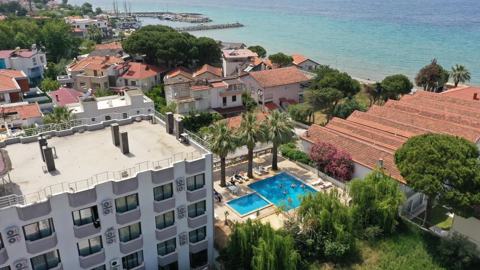 Medos Beach Hotel location