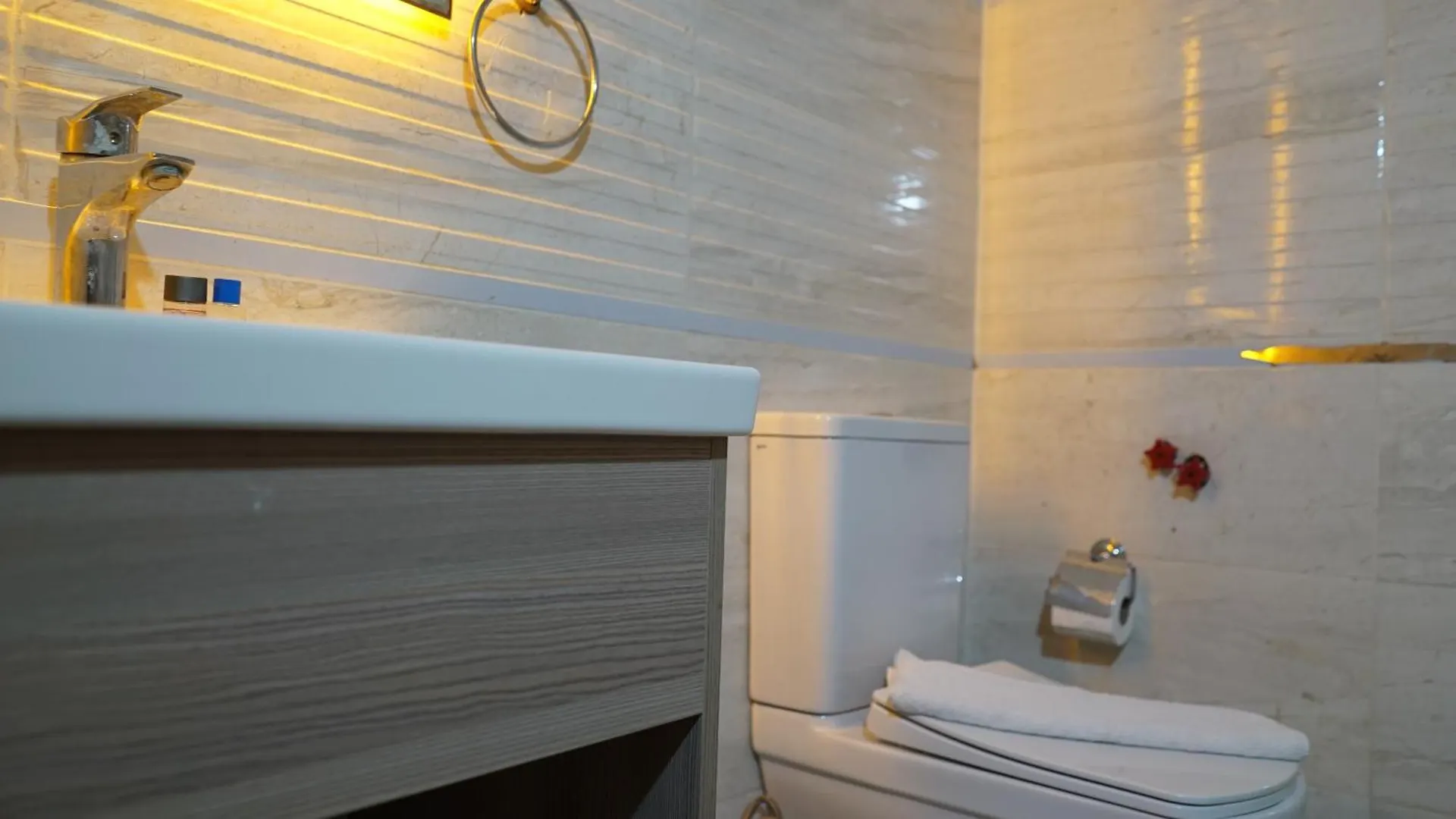 Medos Beach Hotel Kusadasi 3*,