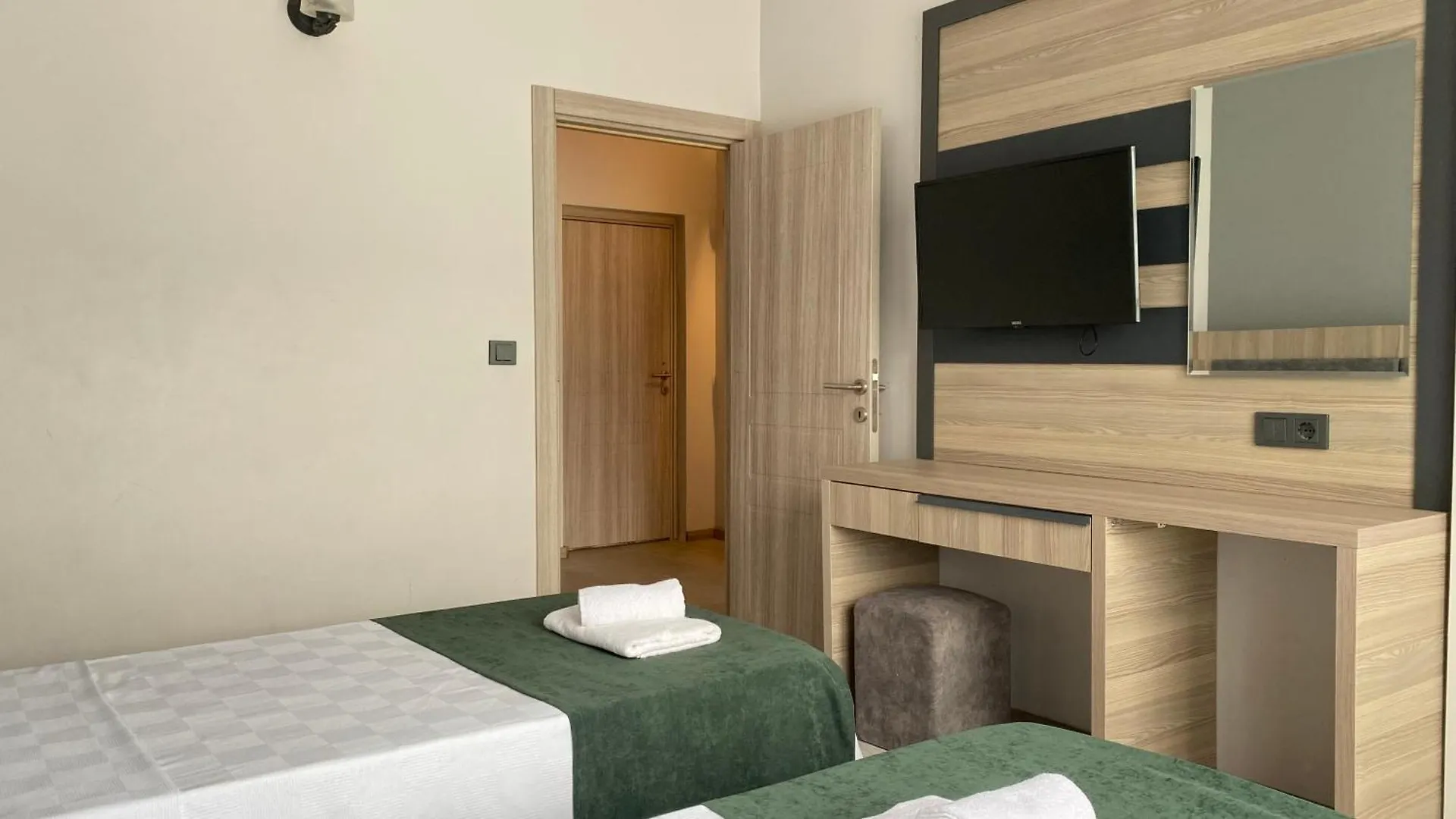 Medos Beach Hotel Kusadasi 3*,