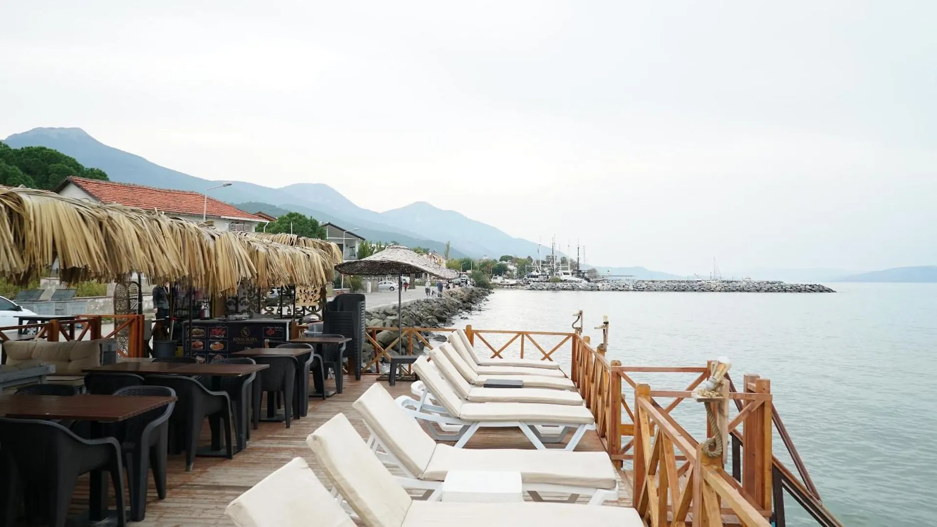 Medos Beach Hotel Kusadasi 3*,